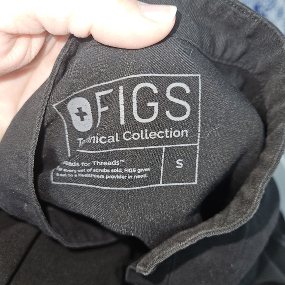 Figs Scrub Set - Picture 2 of 6